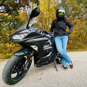 Meet your Posher, Leah